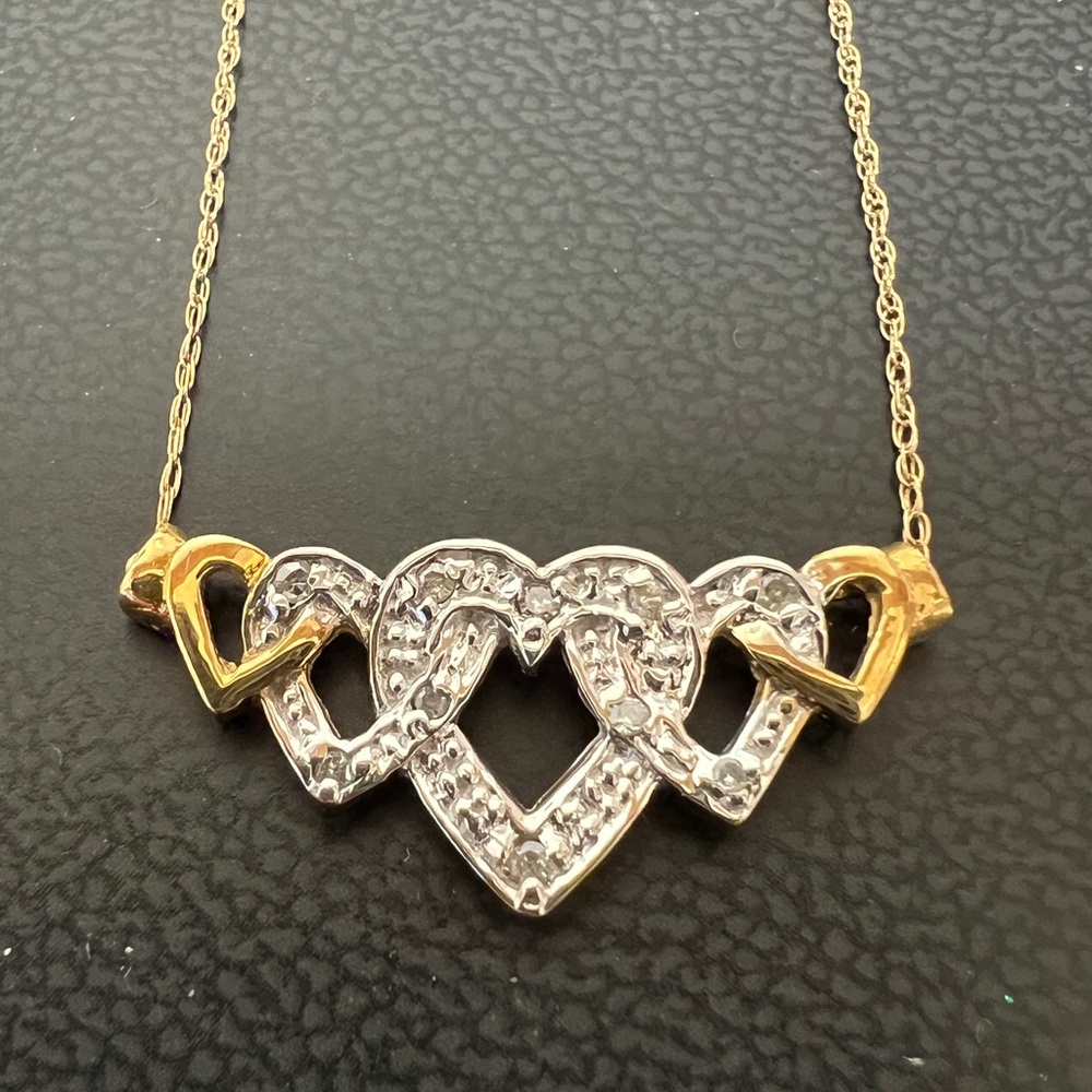 10k Gold Diamond Heart Necklace New In Box